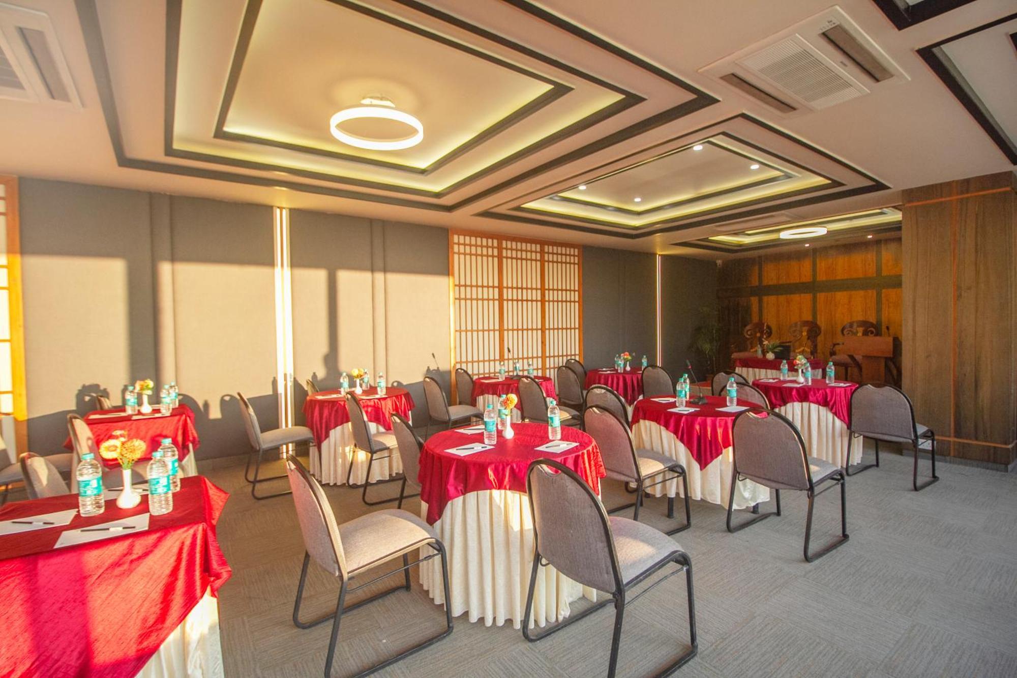 Amritara Surya, Mcleodganj, Dharamshala Hotel Kültér fotó