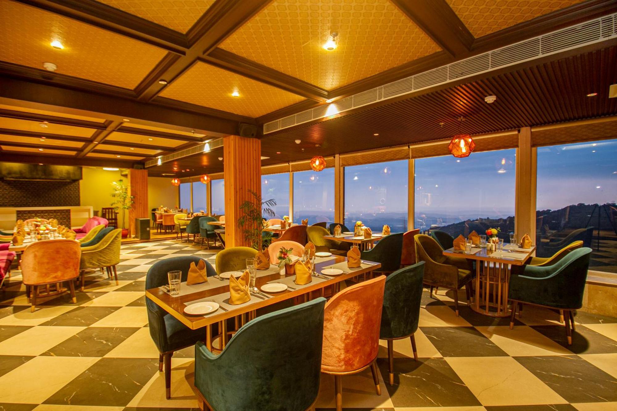 Amritara Surya, Mcleodganj, Dharamshala Hotel Kültér fotó