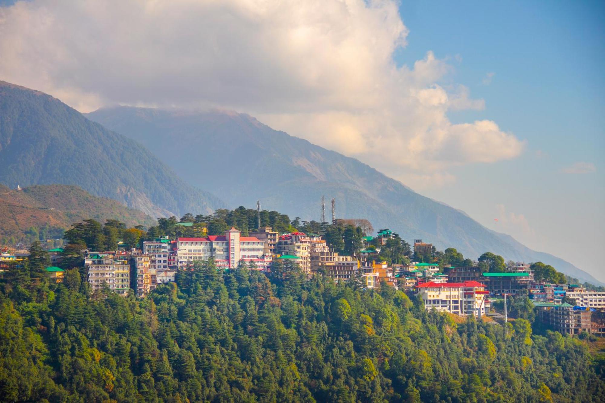 Amritara Surya, Mcleodganj, Dharamshala Hotel Kültér fotó